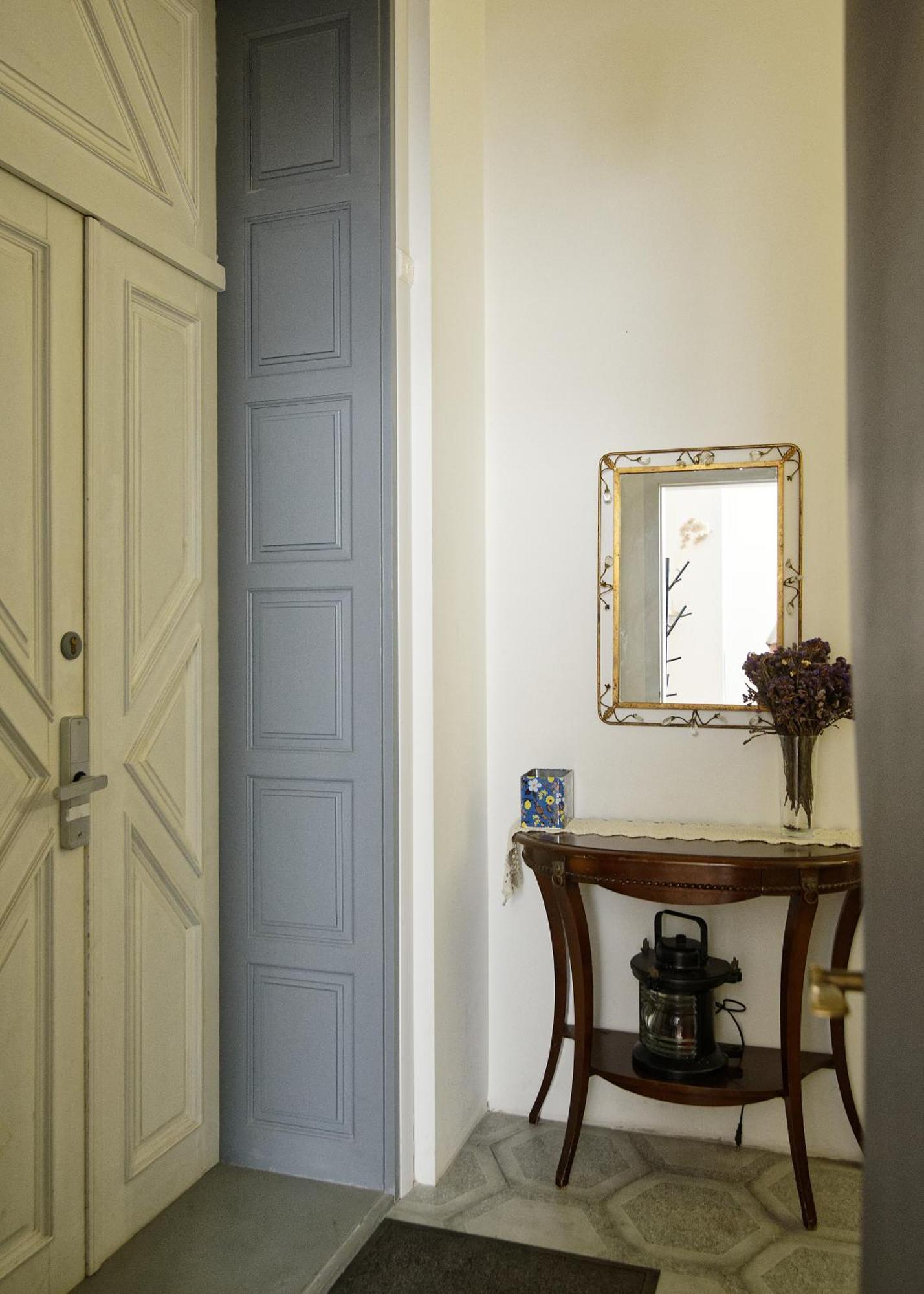 White Door Apartments Heart Of Odessa 1 Exteriér fotografie
